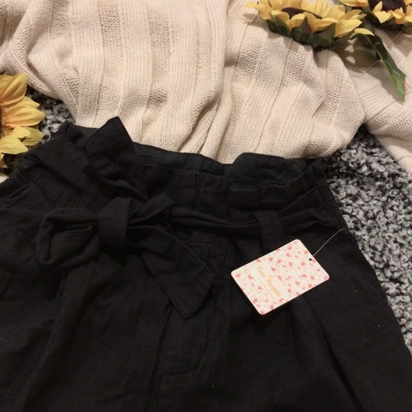 RARE nwt free people everywhere you go short - Picture 3 of 5